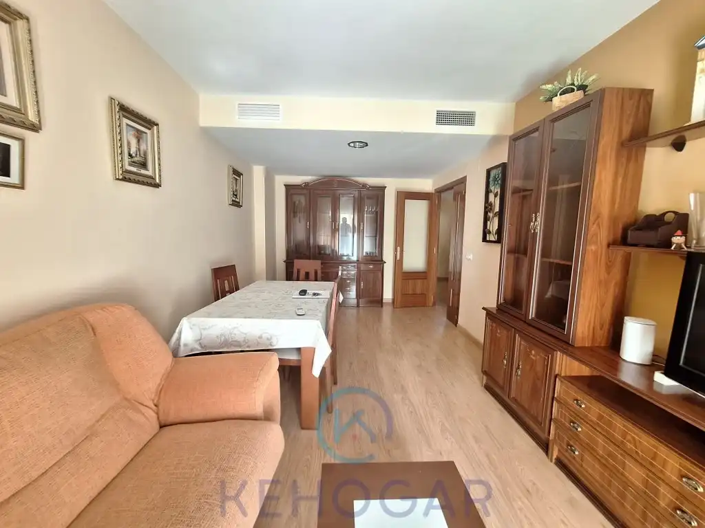 Sala d'estar de Casa o xalet en venda en Dos Hermanas