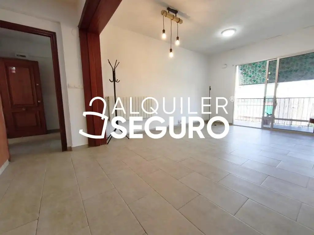 Wohnung zur Miete in Alicante / Alacant mit Klimaanlage, Terrasse und Möbliert