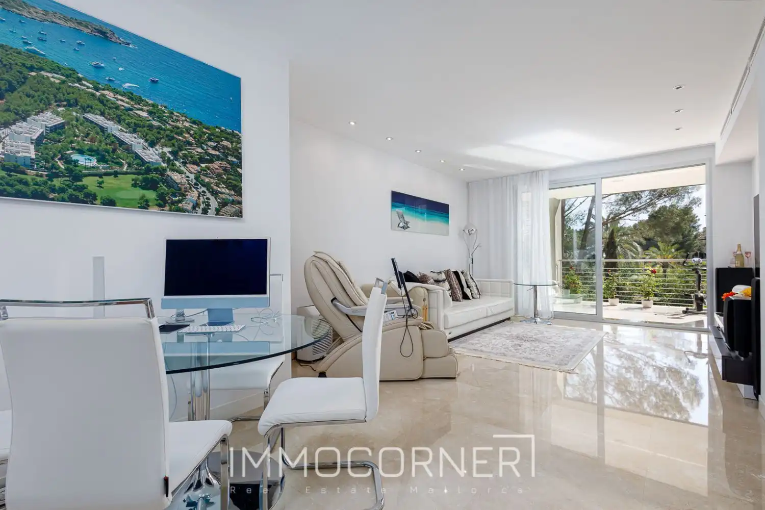 Living room of Attic for rent in Calvià  with Air Conditioner, Private garden and Terrace