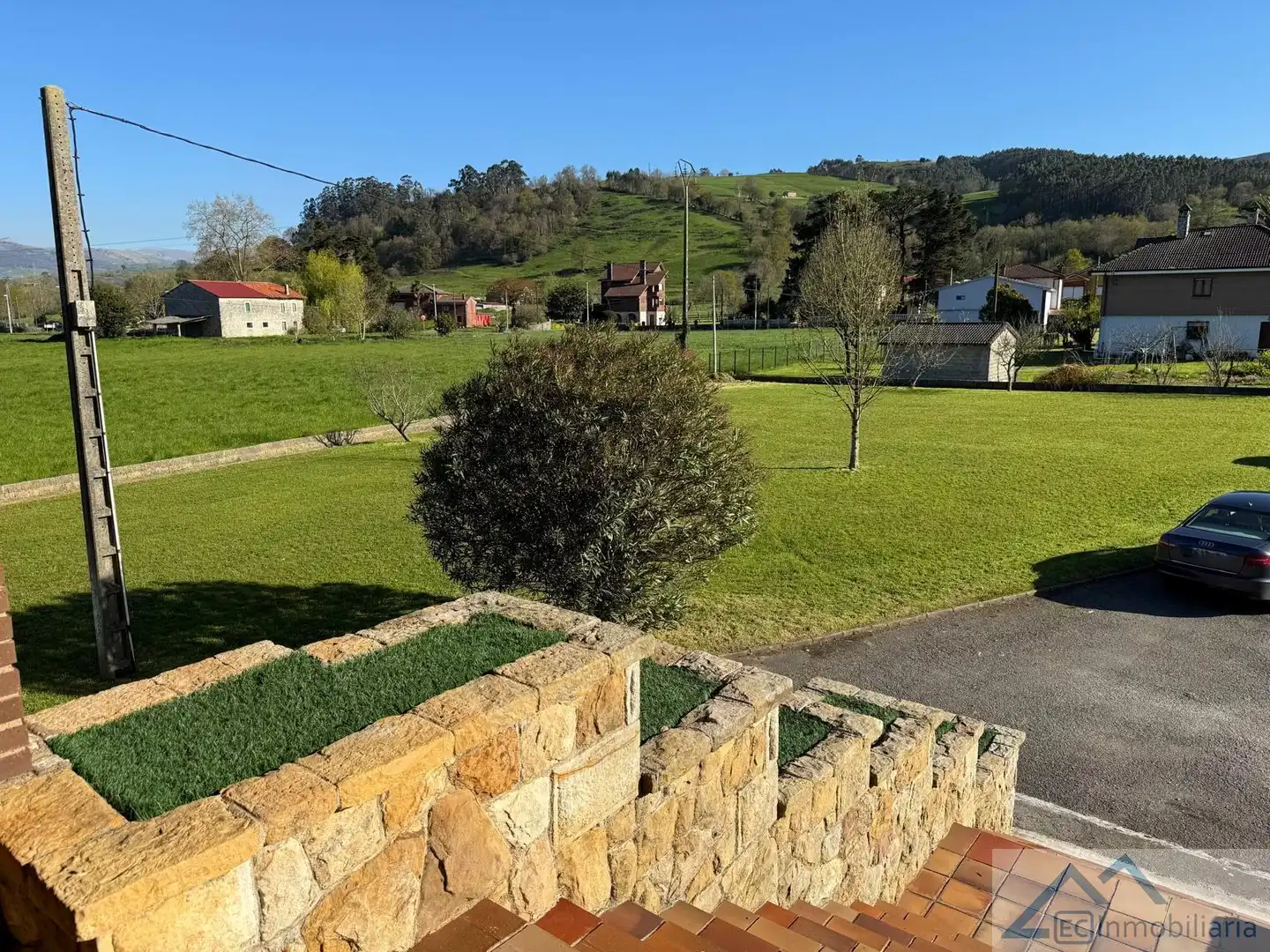 Vista exterior de Casa o xalet en venda en Santa María de Cayón amb Traster