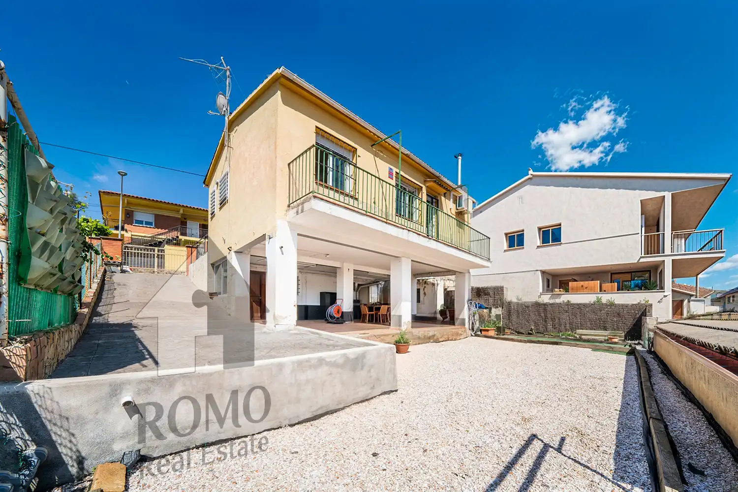 Vista exterior de Casa o chalet en venta en Lliçà d'Amunt con Calefacción, Jardín privado y Terraza