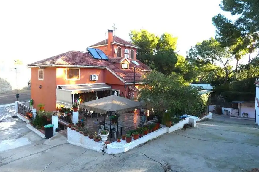 Haus oder Chalet zum Verkauf in Las Torres de Cotillas mit Klimaanlage, Heizung und Privatgarten
