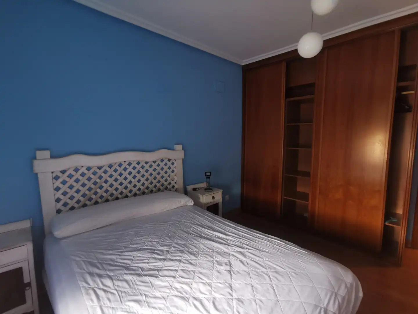 Bedroom of Flat for rent in Salamanca  with Heating, Parquet flooring and Furnished