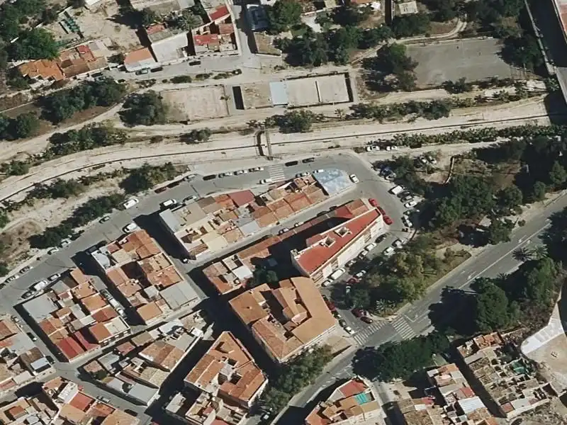House for sale in JACINTO BENAVENTE 11