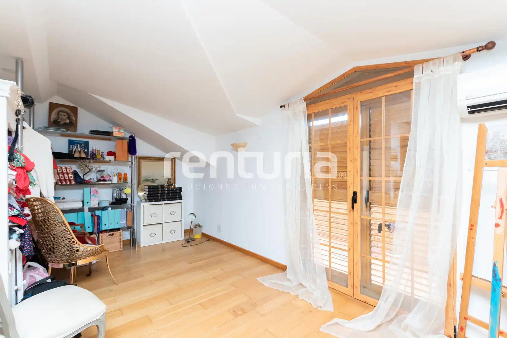 Habitación de Casa o chalet en venta en Picanya con Aire acondicionado, Jardín privado y Parquet