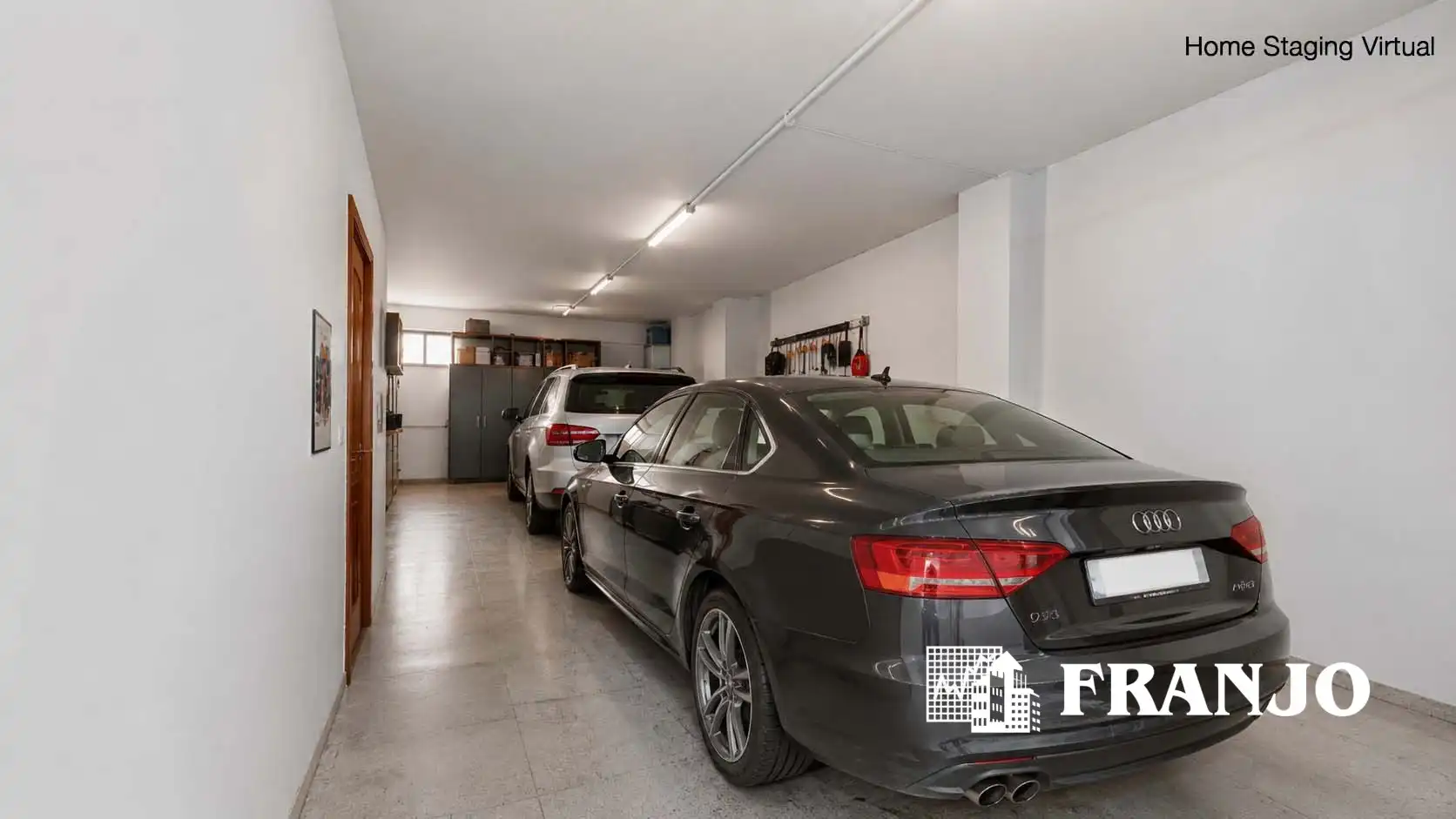 Parkplatz von Einfamilien-Reihenhaus zum Verkauf in Barberà del Vallès mit Klimaanlage, Heizung und Terrasse
