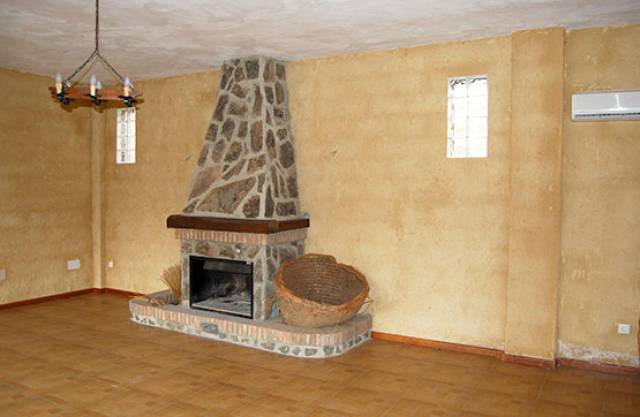 Local comercial en Venta en Calle Iglesia 3 Santa Maria De La Vega en Santa María de la Vega