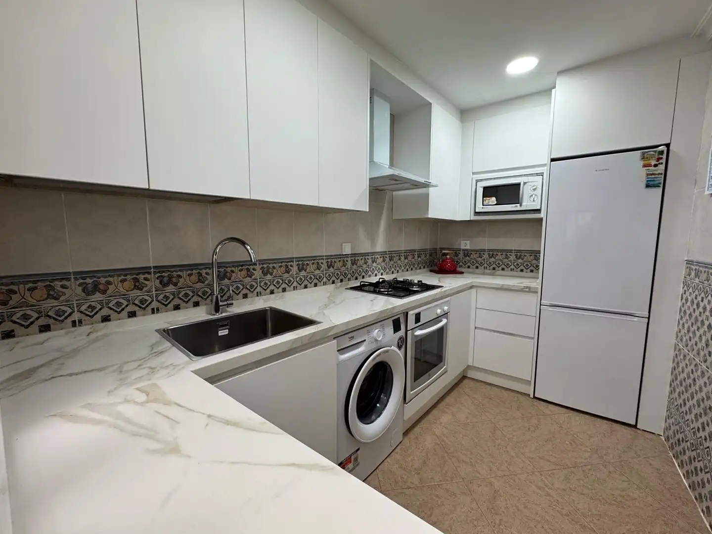 Cuina de Casa o xalet en venda en Andújar amb Aire condicionat, Terrassa i Moblat