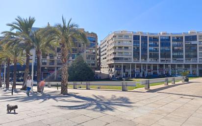 Vista exterior de Local en venda en Benidorm