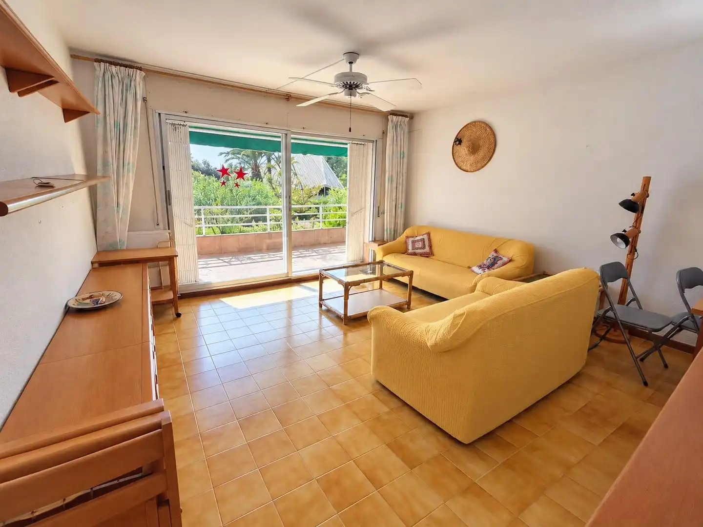 Sala de estar de Apartamento en venta en El Vendrell con Jardín privado, Terraza y Piscina