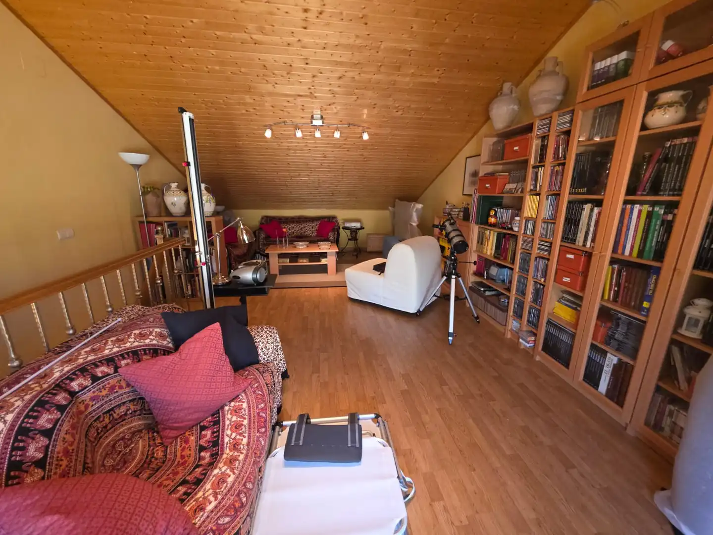Living room of Detached homes for sale in Arenas de San Pedro  with Air Conditioner, Heating and Community pool