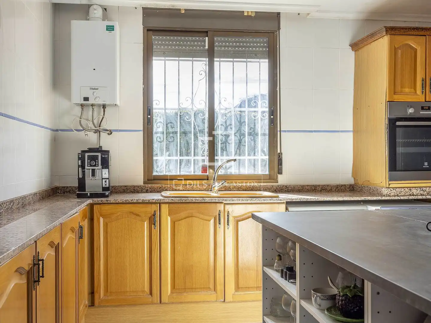 Cocina de Casa o chalet en venta en L'Eliana con Aire acondicionado, Calefacción y Jardín privado