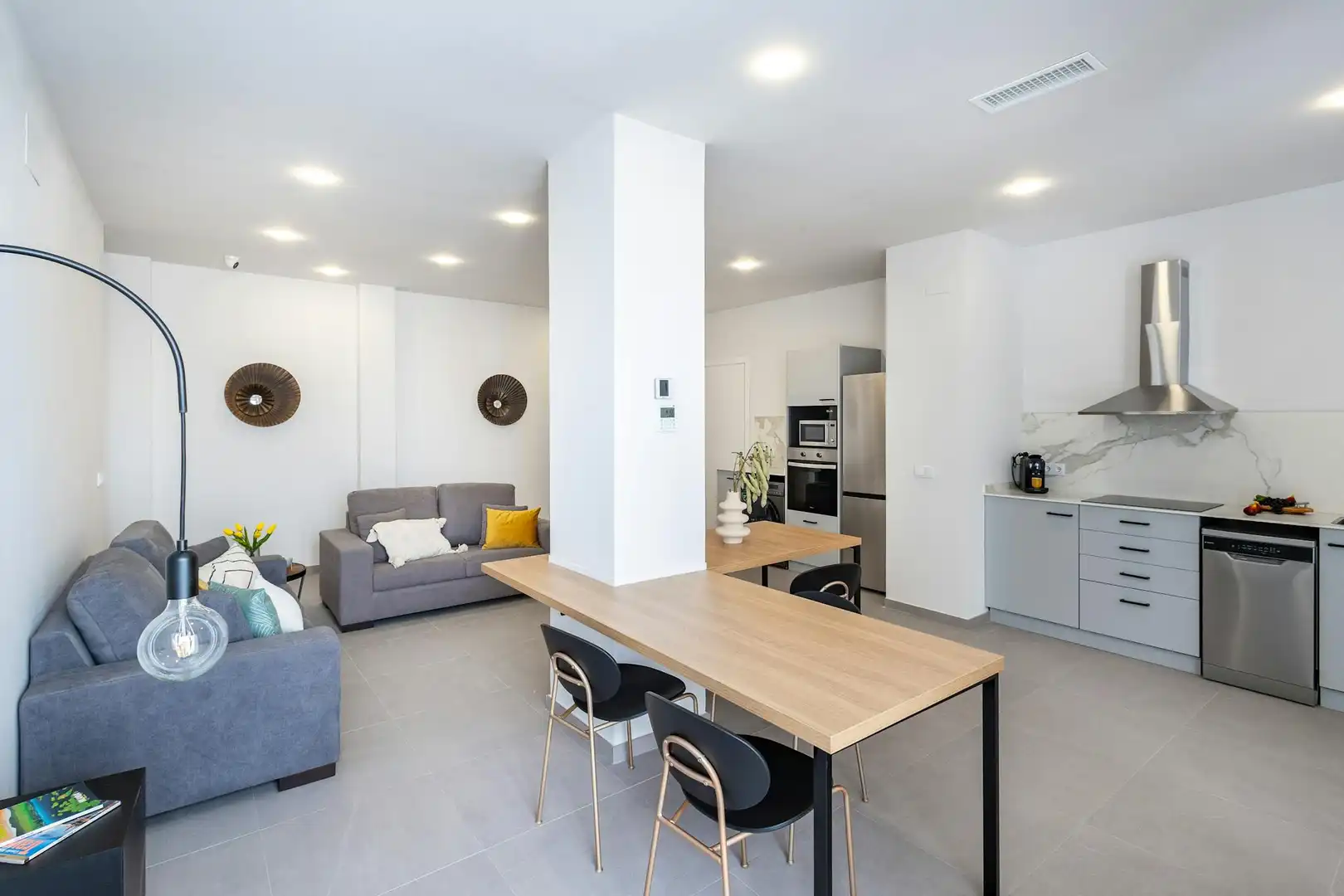 Sala de estar de Piso para compartir en Valencia con Aire acondicionado, Calefacción y Amueblado