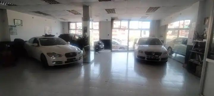 Local comercial en venda a La Roureda, imagen 4