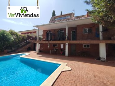 Casa con balcón en venta en Can Rial
