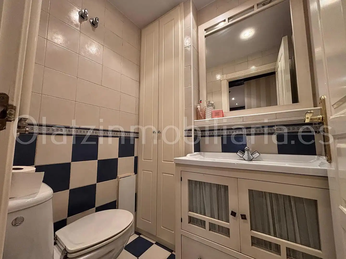 Bathroom of Flat for sale in Balmaseda  with Balcony