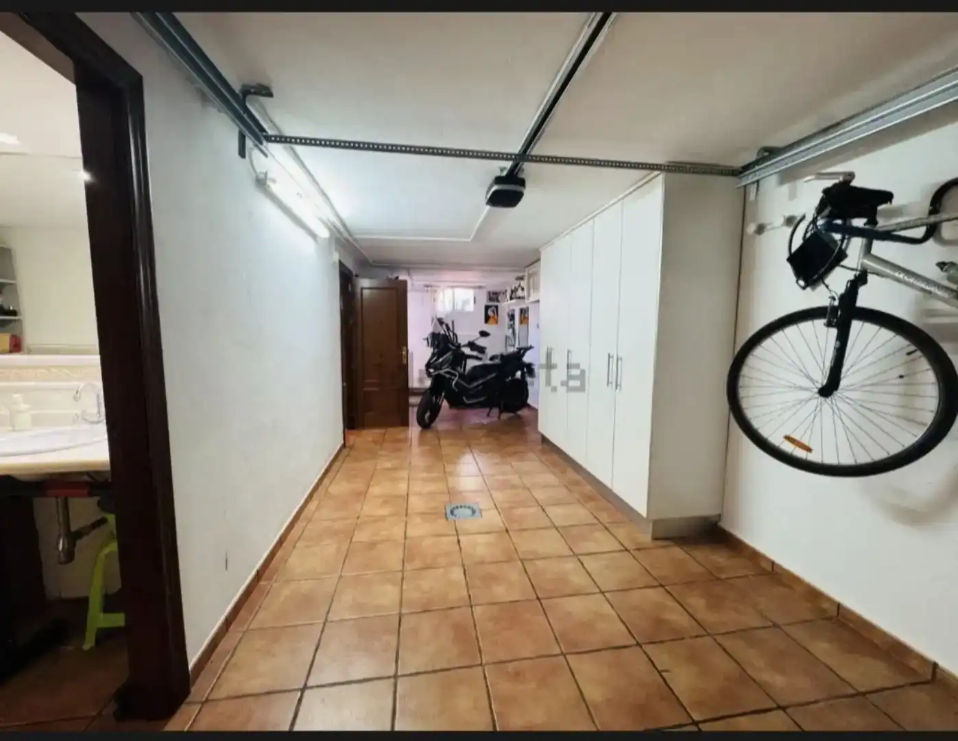 Casa adosada en venda en Ogíjares amb Aire condicionat
