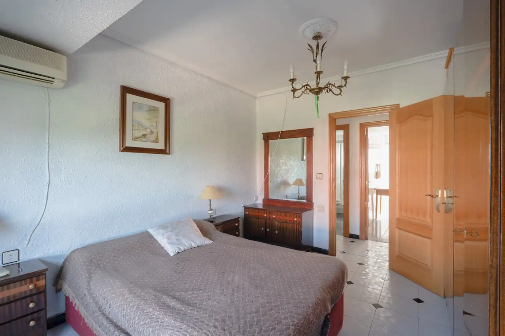 Schlafzimmer von Wohnung zum Verkauf in Valencia mit Möbliert