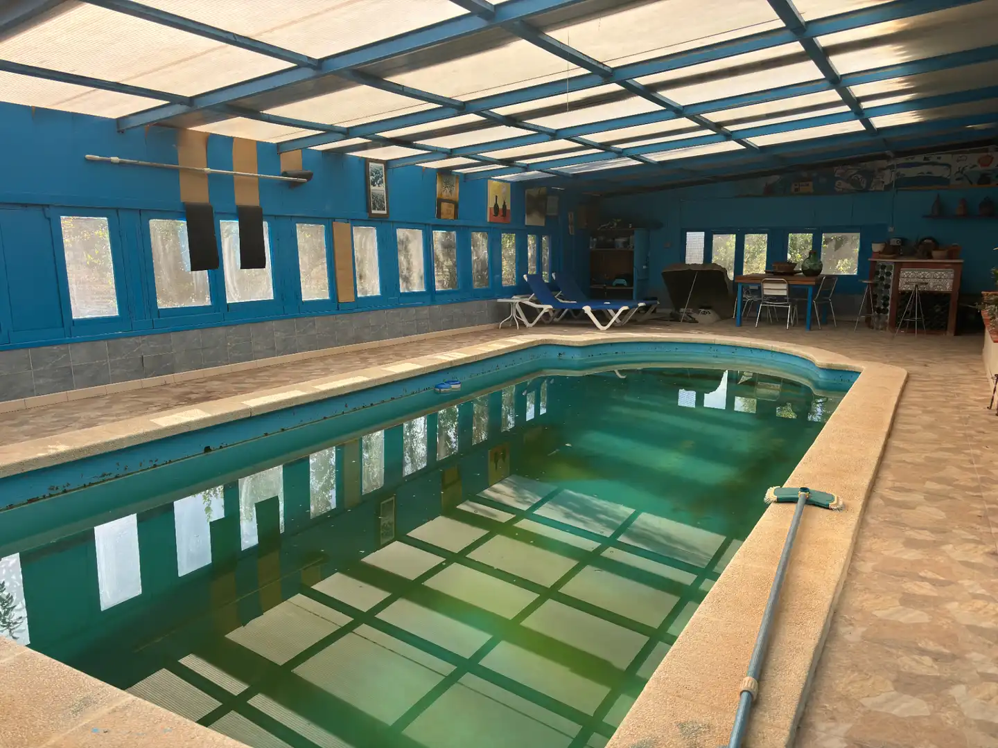 Schwimmbecken von Country house zum Verkauf in Flix mit Klimaanlage, Privatgarten und Schwimmbad