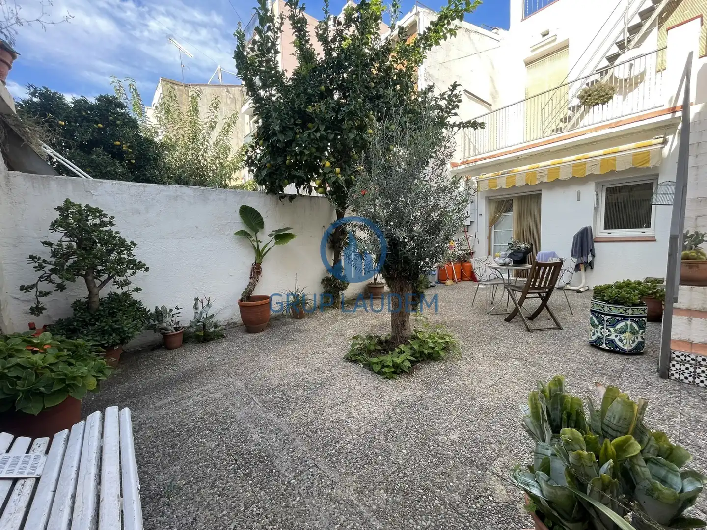 Garden of Houses for sale in Mataró  with Terrace, Storage room and Oven