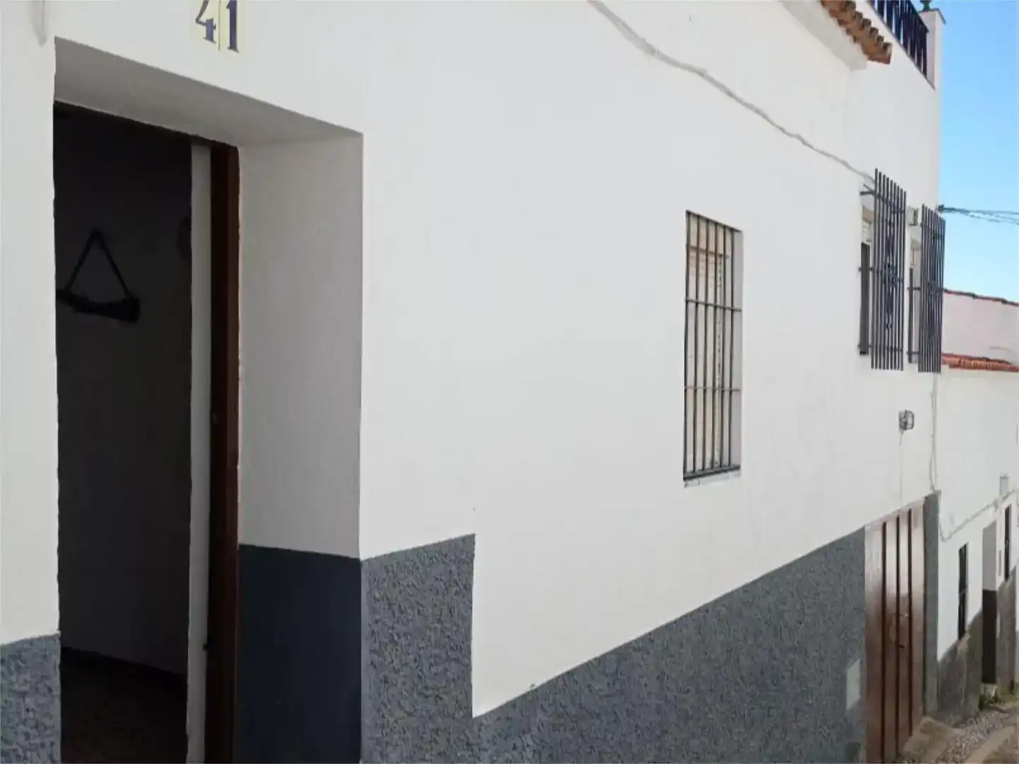 Vista exterior de Pis en venda en Zufre amb Aire condicionat i Moblat