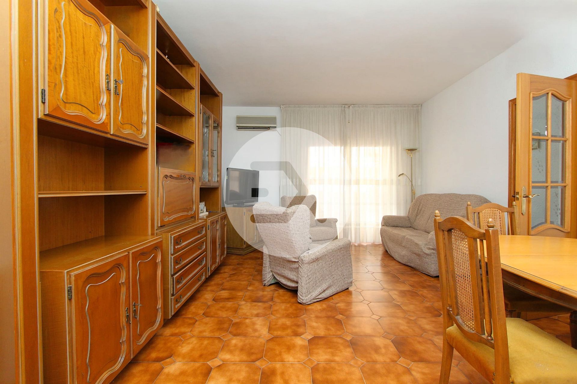 Living room of Flat for sale in Castelldefels  with Air Conditioner, Heating and Oven