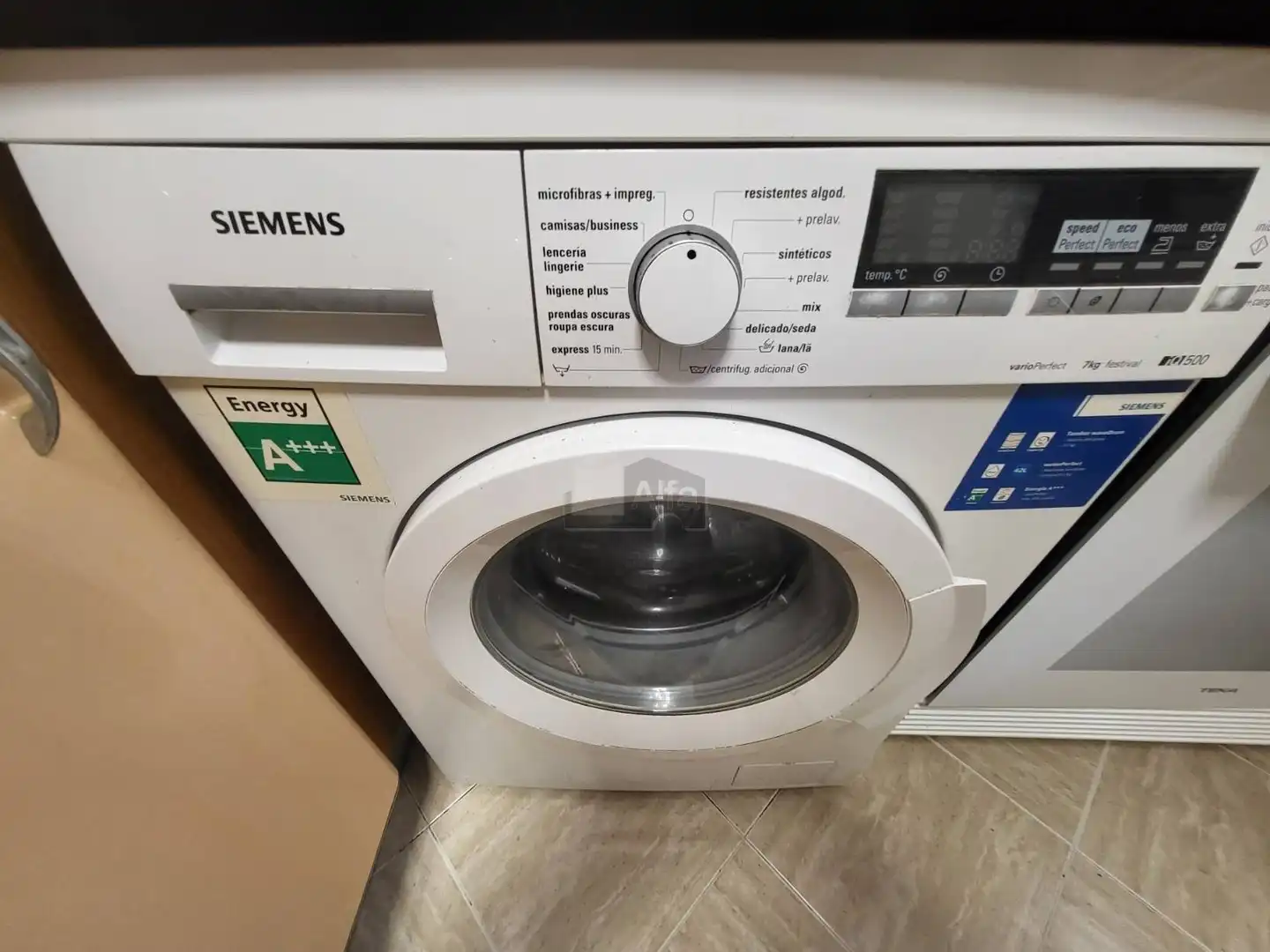 Flat for rent in Carrer de Conchita Piquer, 10, El Calvari