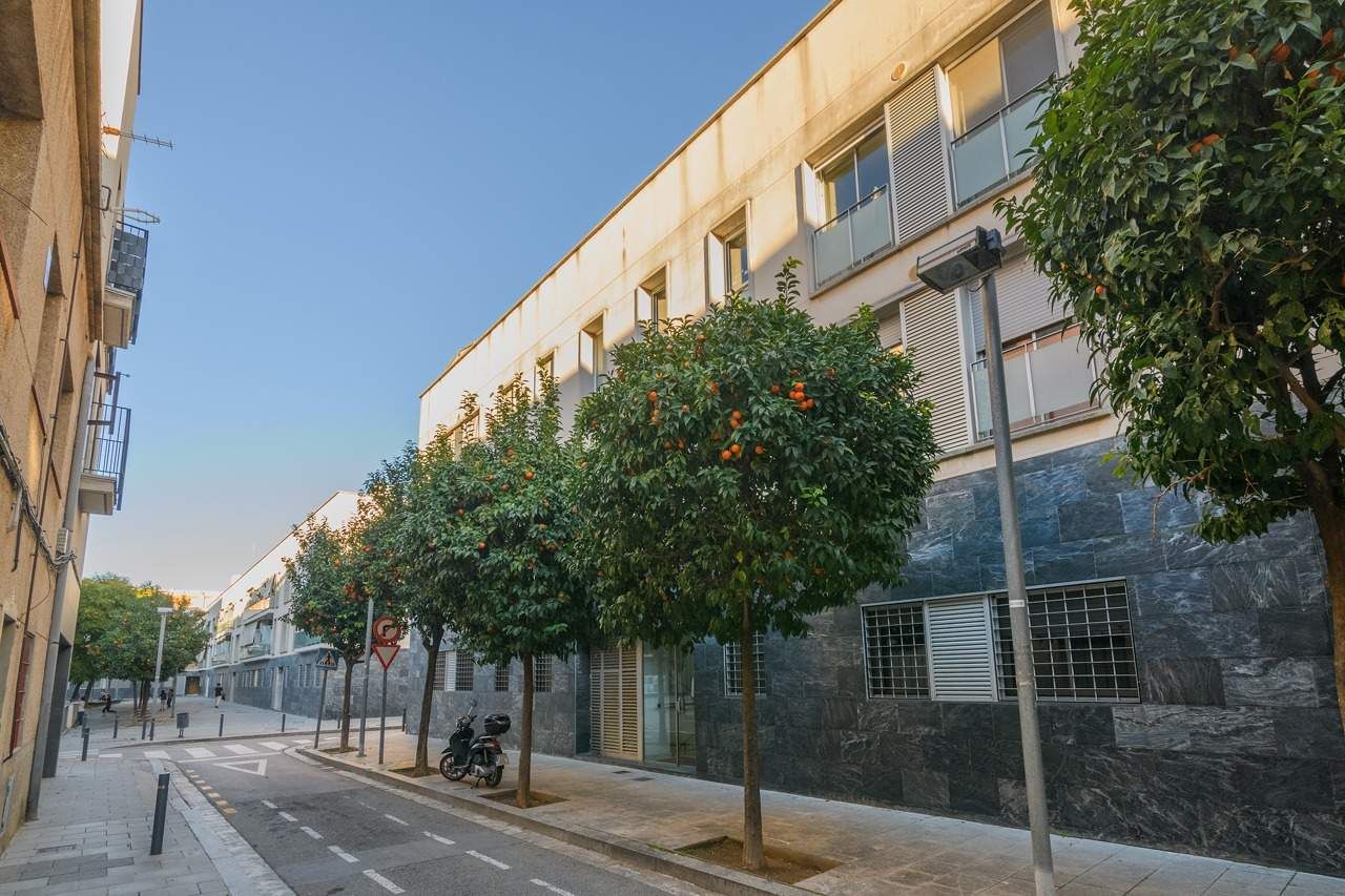 Vista exterior de Piso en venta en Viladecans con Aire acondicionado, Calefacción y Parquet