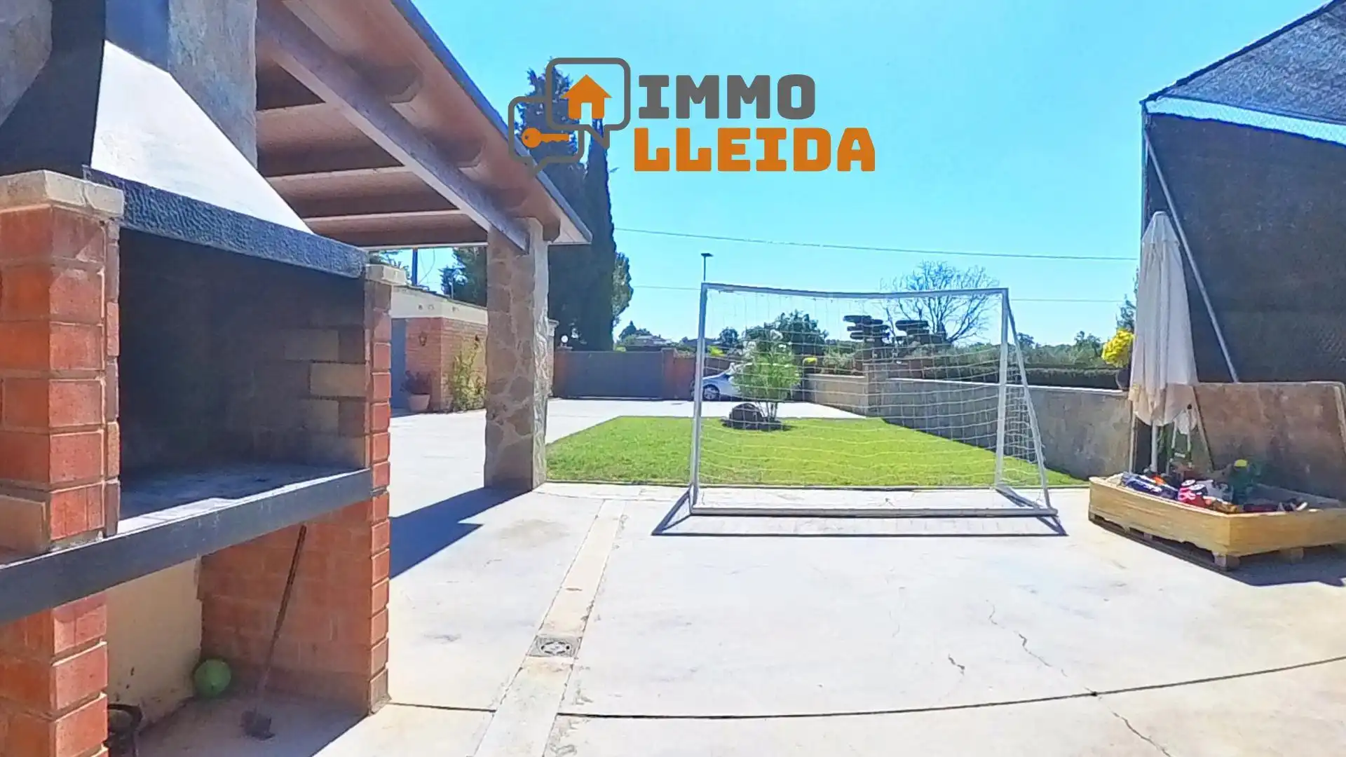 Vista exterior de Casa o chalet en venta en Rosselló con Terraza, Trastero y Piscina