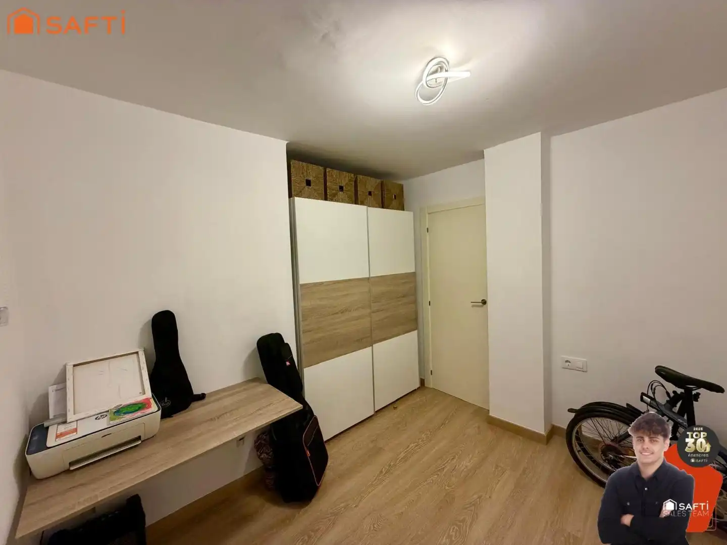 Piso en venta en Pineda de Mar con Calefacción y Balcón