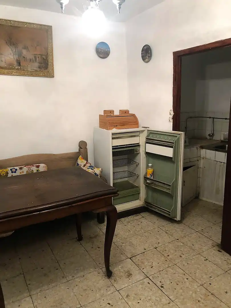 Cuina de Finca rústica en venda en Aldeanueva del Camino amb Traster i Balcó