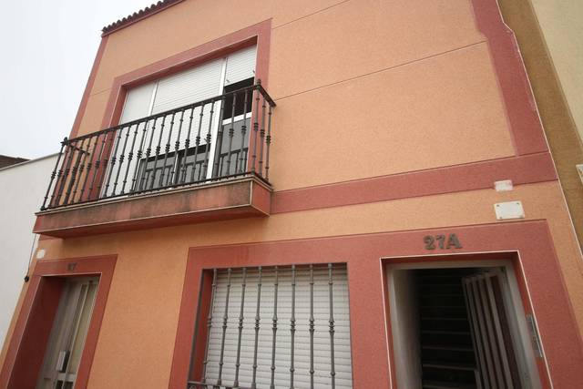 Edificio en Venta en Calle MORENO NIETO en Montijo