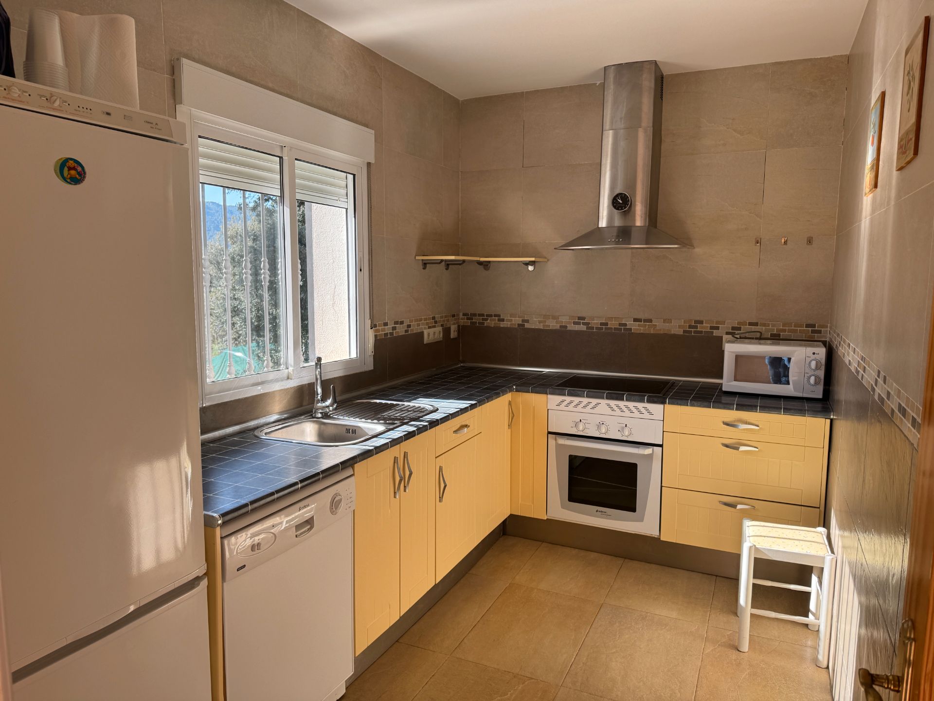 Kitchen of House or chalet for sale in Pareja  with Private garden, Swimming Pool and Internet