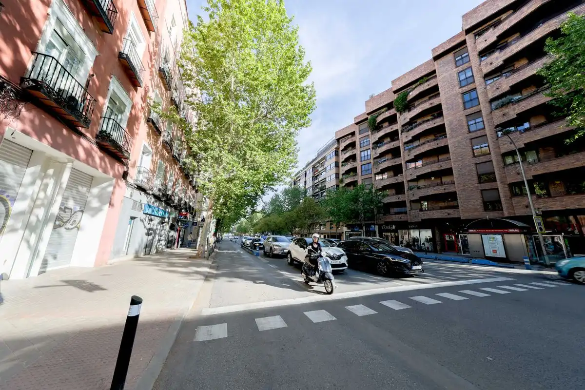 Vista exterior de Pis en venda en Madrid amb Aire condicionat i Calefacció