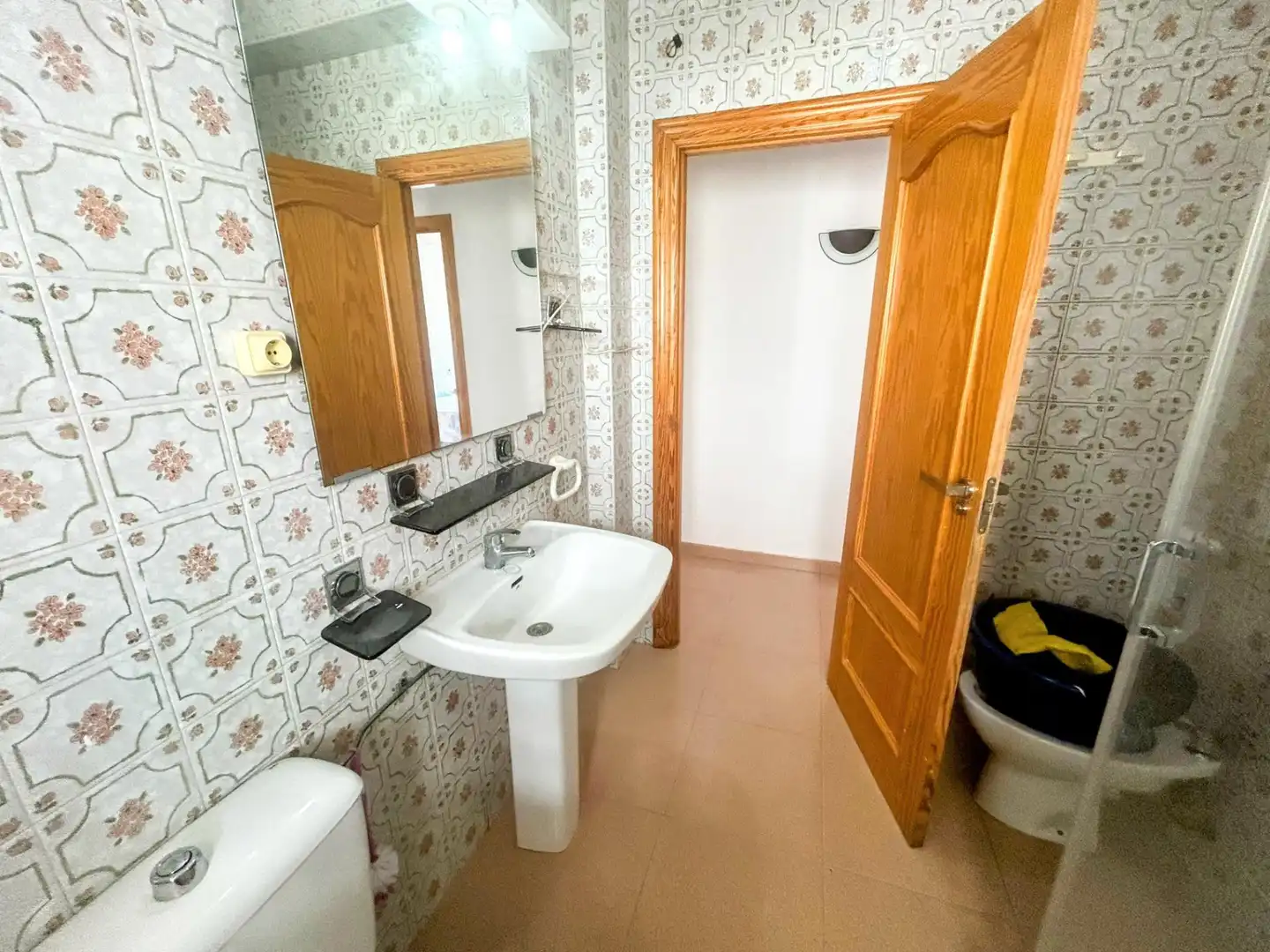 Bathroom of Flat for rent in Murcia  with Furnished and Balcony