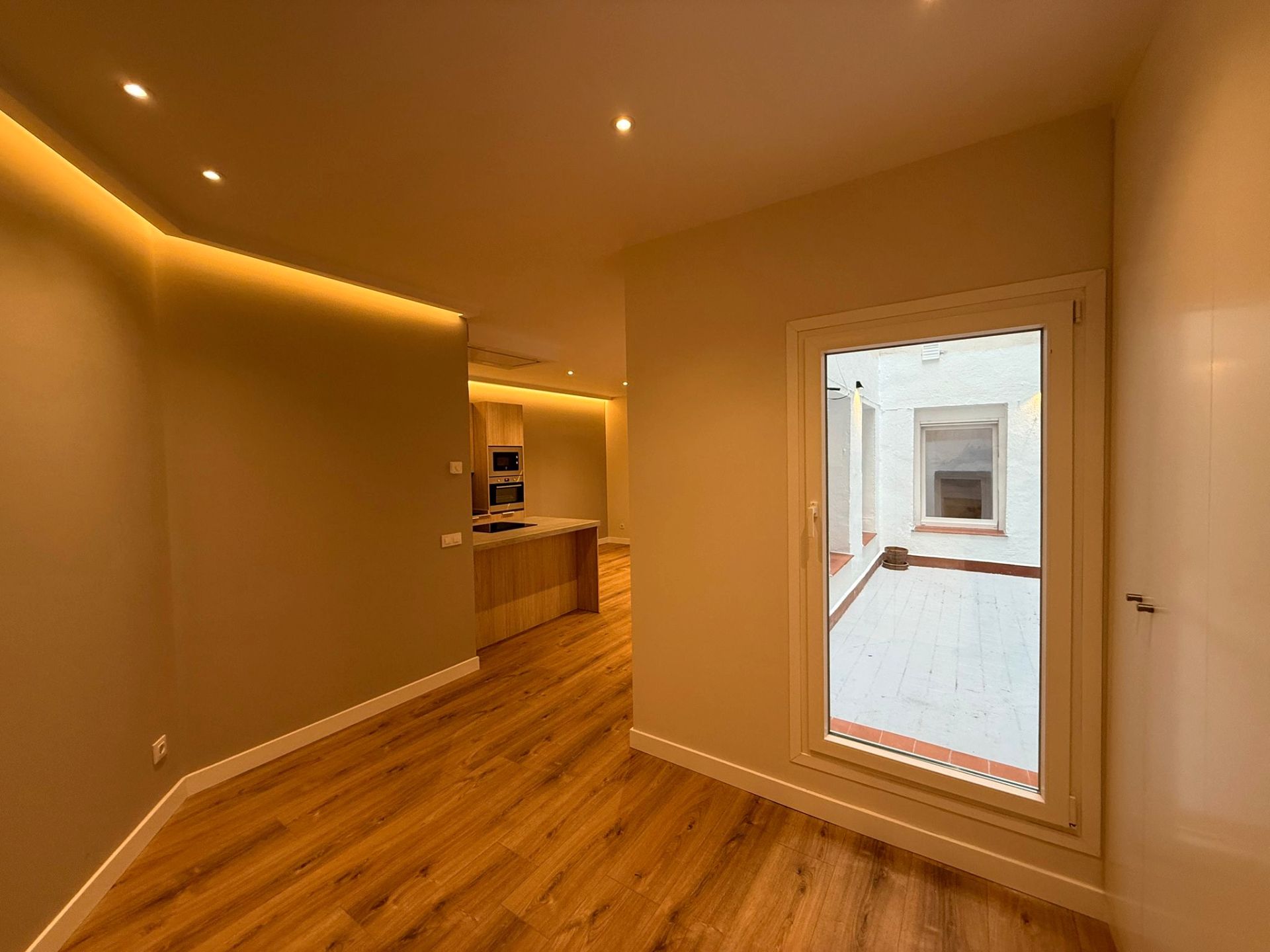 Flat for sale in  Madrid Capital