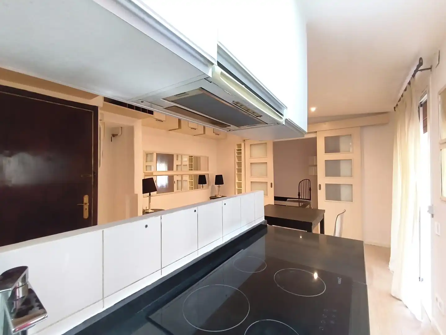 Kitchen of Flat for sale in Barcelona  with Oven and Balcony