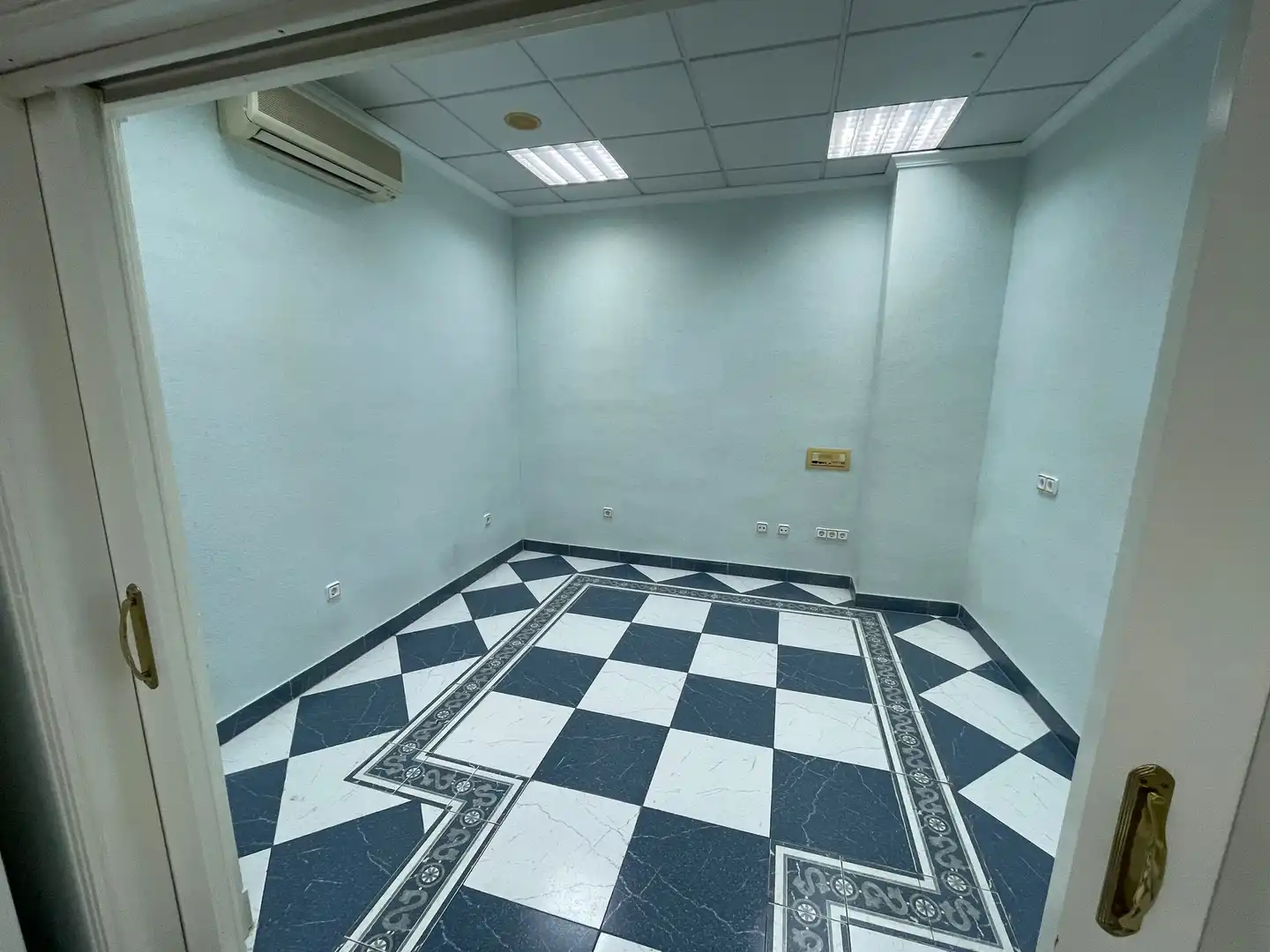 Local comercial de lloguer a Calle del Aire 25, imagen 16
