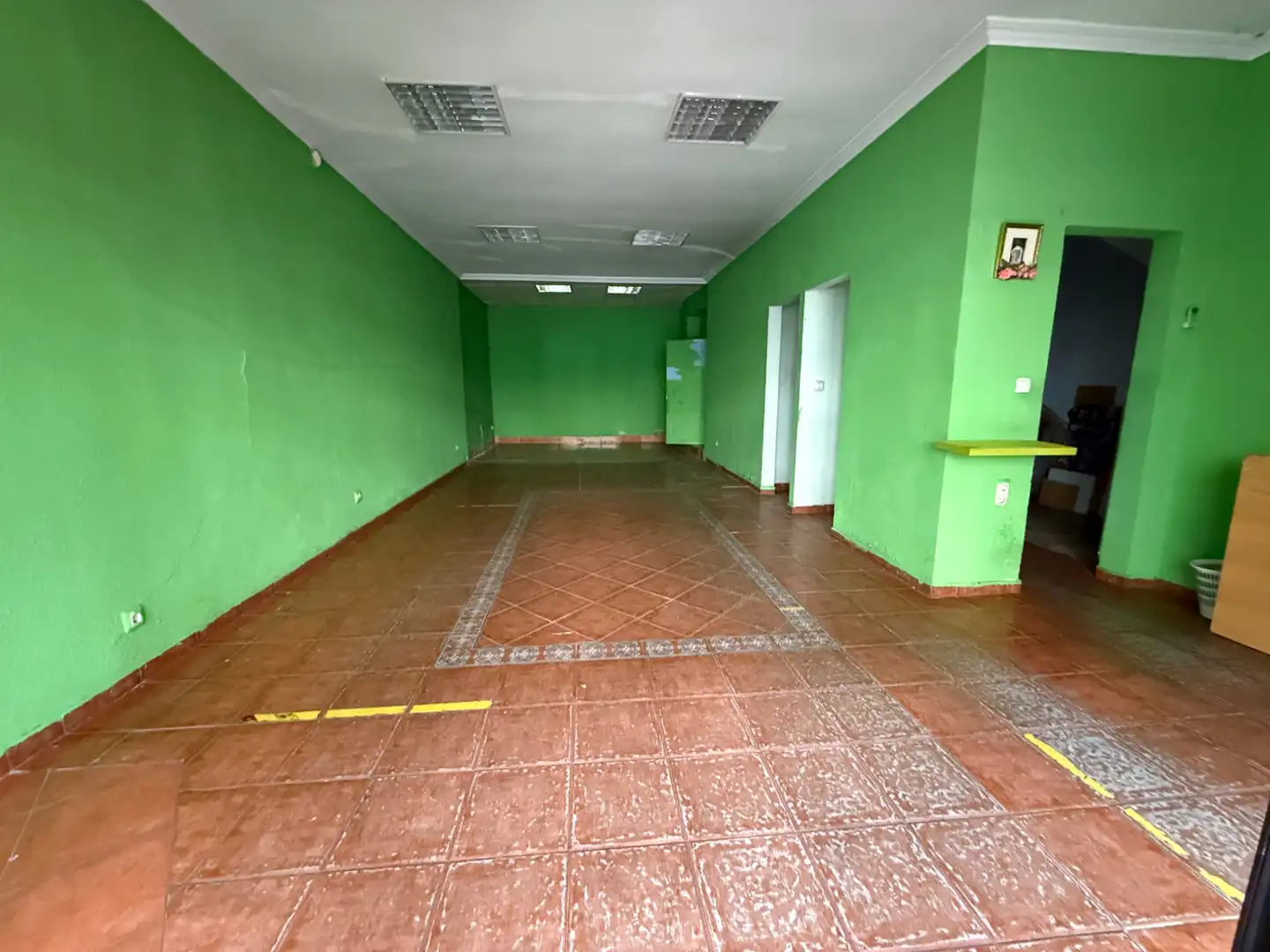 Gewerbefläche zur Miete in Avenida la Salle, imagen 2