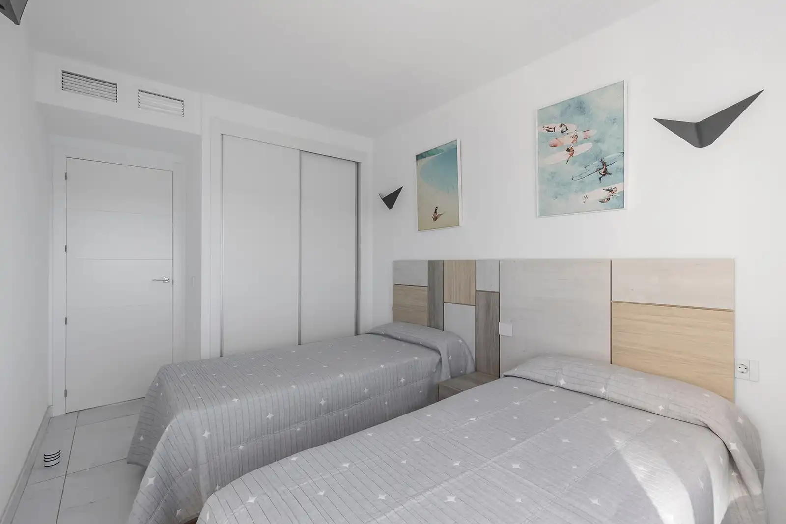 Dormitori de Apartament en venda en Torrevieja amb Terrassa, Traster i Moblat