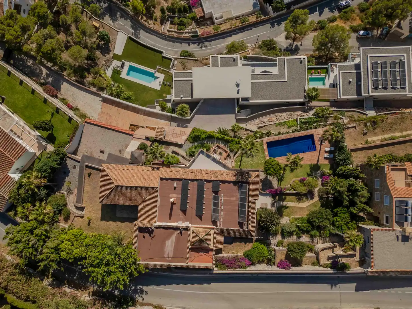 Exterior view of Houses for sale in Almuñécar  with Air Conditioner, Private garden and Storage room