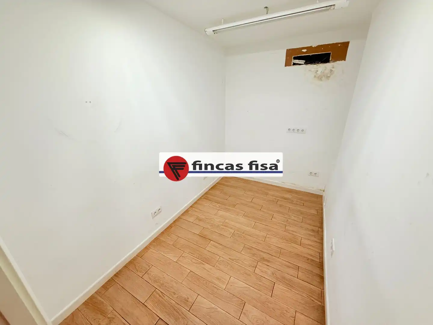 Local comercial de lloguer a Centre - Nucli Antic, imagen 13