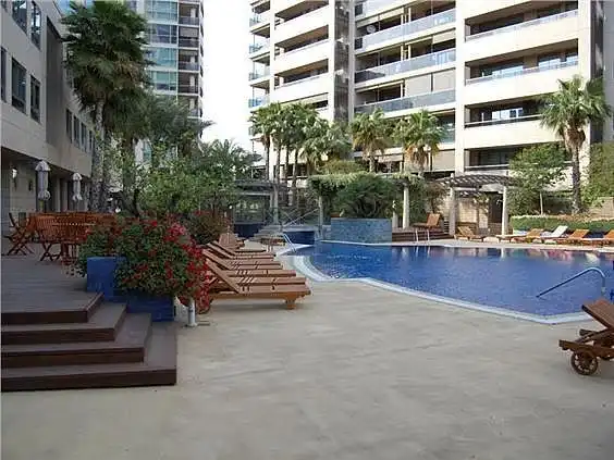 Swimming pool of Flat for rent in Barcelona  with Air Conditioner, Terrace and Furnished