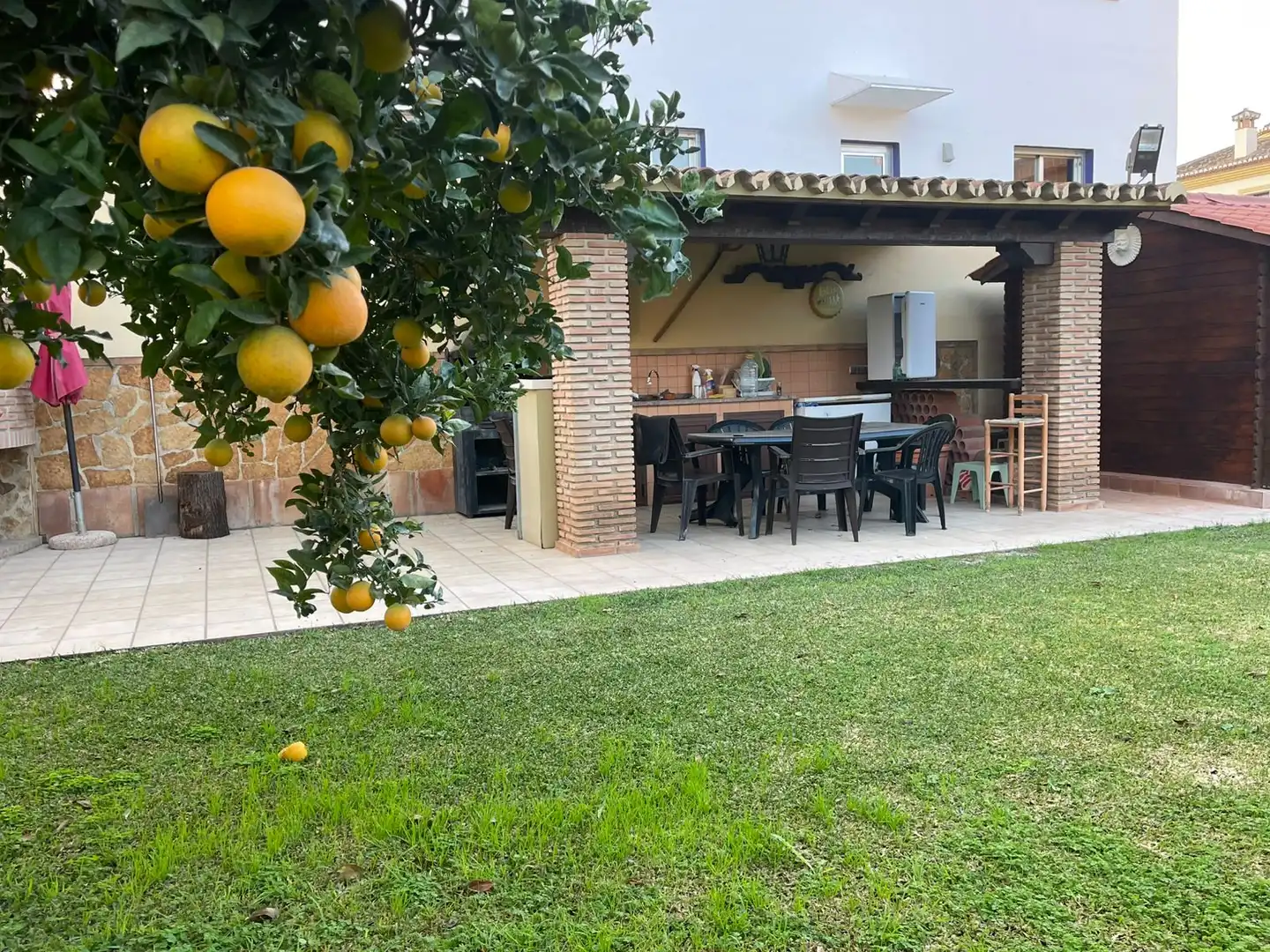 Jardín de Casa o chalet en venta en Fuengirola con Aire acondicionado, Jardín privado y Parquet