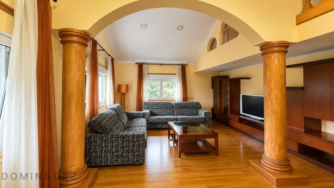 Sala de estar de Casa o chalet en venta en Vigo  con Calefacción, Jardín privado y Parquet