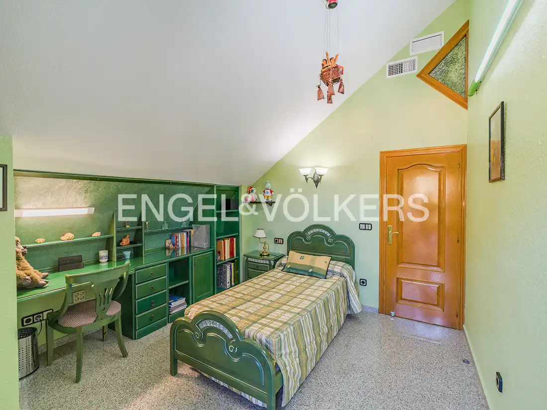 Bedroom of Houses for sale in San Vicente del Raspeig / Sant Vicent del Raspeig  with Air Conditioner, Heating and Private garden