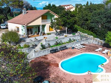 Maison avec piscine à vendre à Maçanet de la Selva pueblo