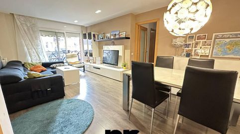 Foto 2 de Piso en venta en Can Clos - Pinetons, Ripollet