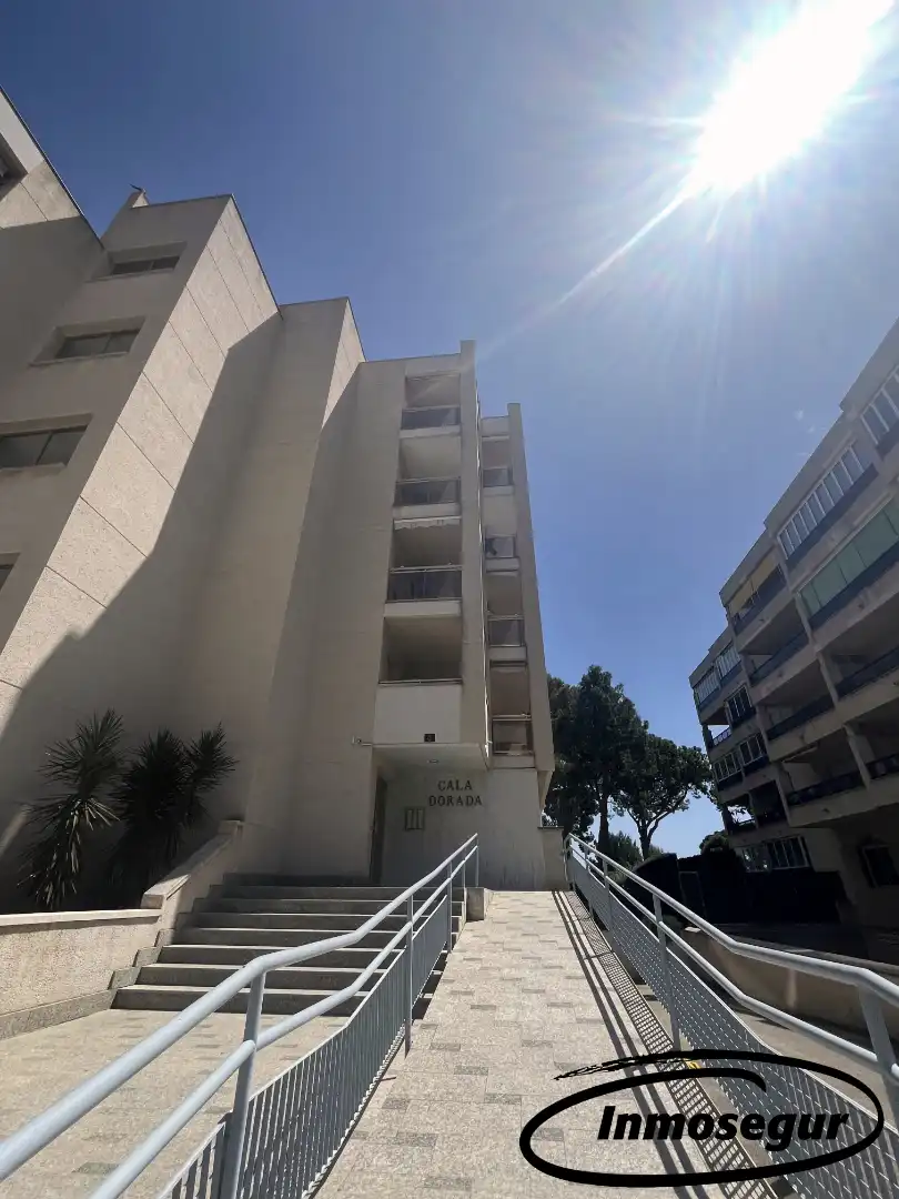 Appartamento con piscina in vendita a Carrer del Vendrell 4, imagen 35