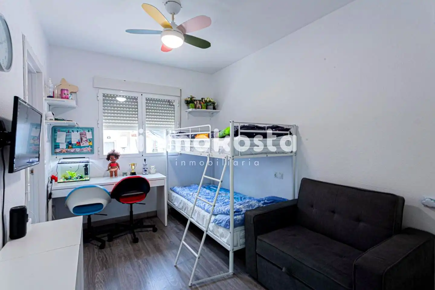 Schlafzimmer von Einfamilien-Reihenhaus zum Verkauf in La Nucia mit Klimaanlage, Privatgarten und Terrasse